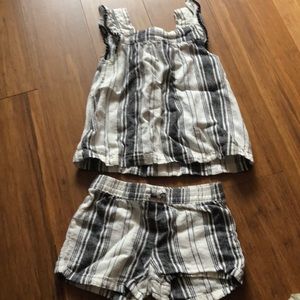 Carter’s black and white striped set 3t